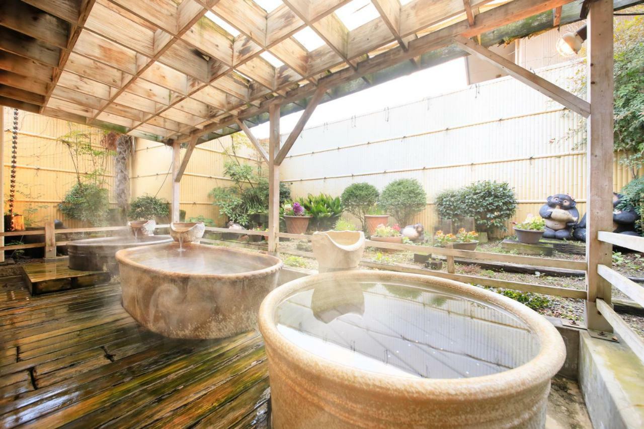 Hotel Kamogawaso Takehara Kültér fotó
